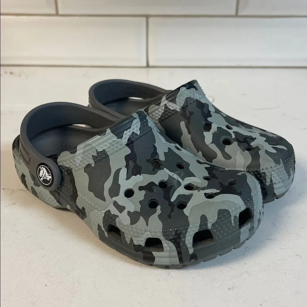 CROCS brand style